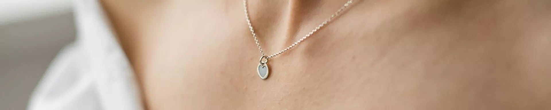 Women's Necklaces